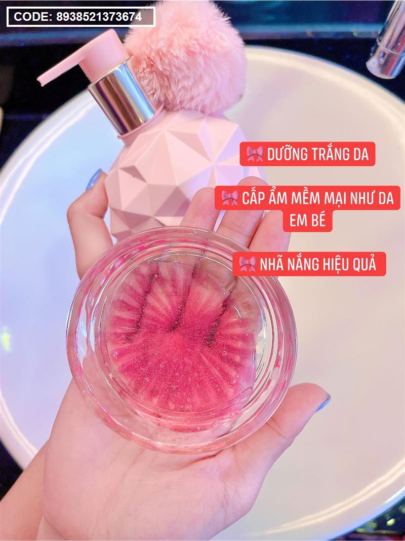Sữa tắm xông trắng Pink Lady Shower Q-Lady Onaya 300ml