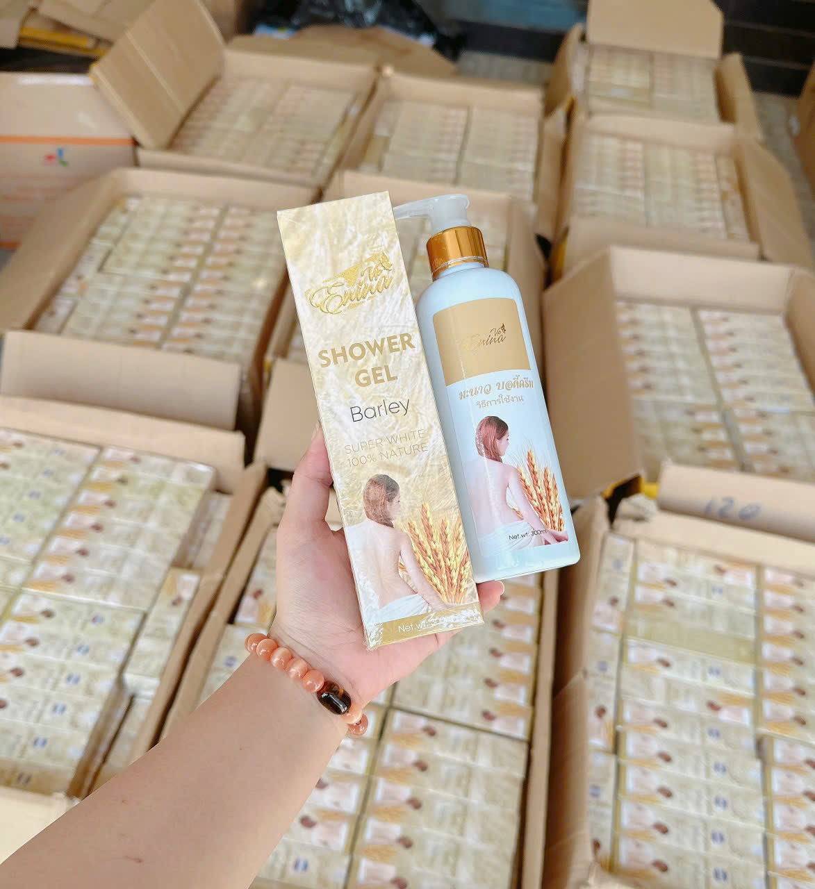 Sữa Tắm Trắng Lúa Mạch Enina Vip Thái Lan 300ml