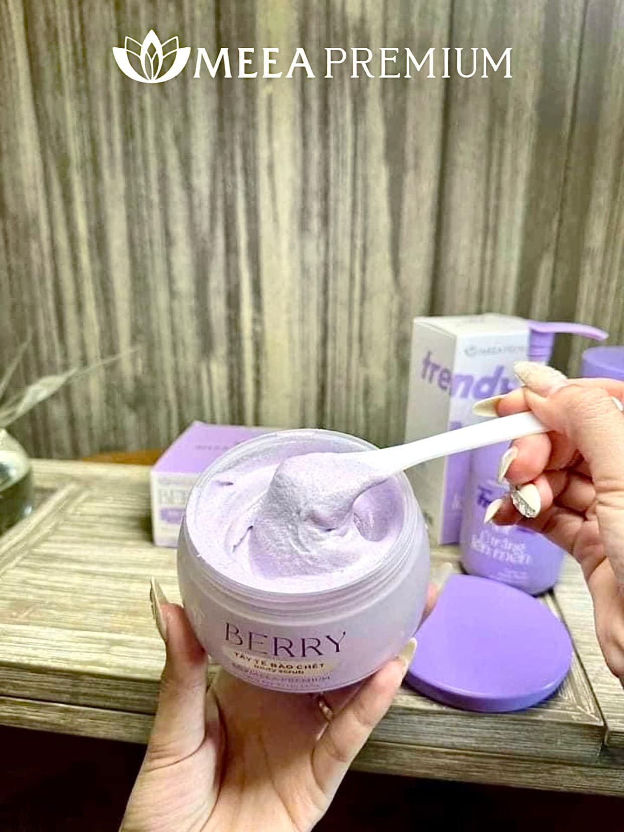 Tẩy Tế Bào Chết Body Scrub Berry Meea Premium 180g