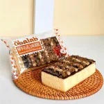 1 Cái Bánh Bánh Bông Lan Phủ Hạt Phỉ Obalab Vị Socola 68g