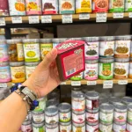 1 Hộp Bánh Que Chấm Sốt Dâu Tây - Bánh Yam Yam Hongya Dâu Tây