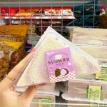 1 Thùng Bánh Sandwich Weisiel Tam Giác Vị Khoai Môn - Thùng 32 Cái