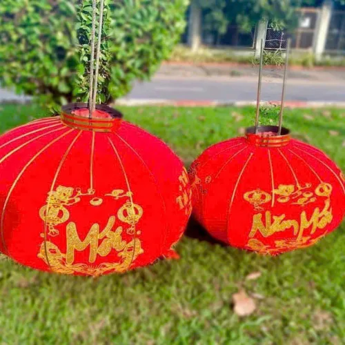 2 LỒNG ĐÈN NHUNG KẺ TẾT 60CM(Giá 2 cái)