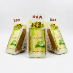 3 Cái Bánh Bông Lan Tam Giác CHUNSANJIAO Vị Trà Xanh - Màu Xanh Lá