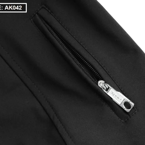 Áo khoác nam 2 lớp mặc được 2 kiểu thêu logo