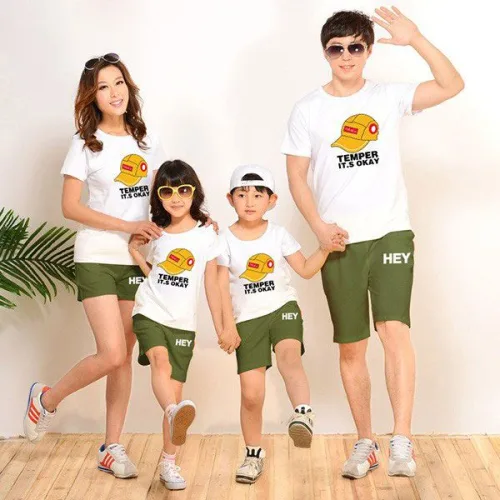 Áo thun gia đình đẹp đúng chuẩn phải áp dụng bí quyết này