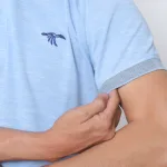 Áo thun nam cổ bẻ thêu hình két