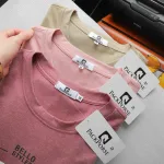 Áo thun nam cỏ tròn in chữ V chất cotton muối