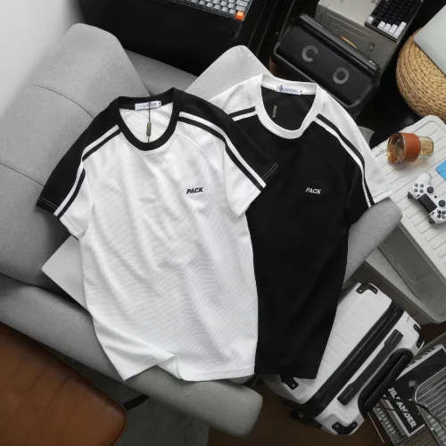 Áo Thun Nam Cổ Tròn Phối Sọc Vai Áo Và Thêu Chữ Pack Trước Ngực Có Big Size