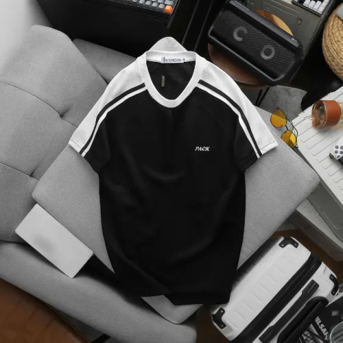 Áo Thun Nam Cổ Tròn Phối Sọc Vai Áo Và Thêu Chữ Pack Trước Ngực Có Big Size