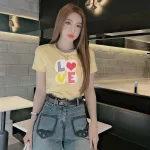 Áo thun thái nữ cổ tròn in chữ LOVE