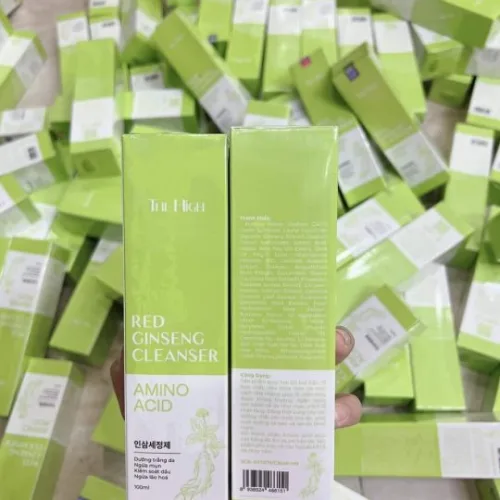Sữa rửa mặt The High Red Ginseng Cleanser 100ml: Có đầu silicon tiện tạo bọt