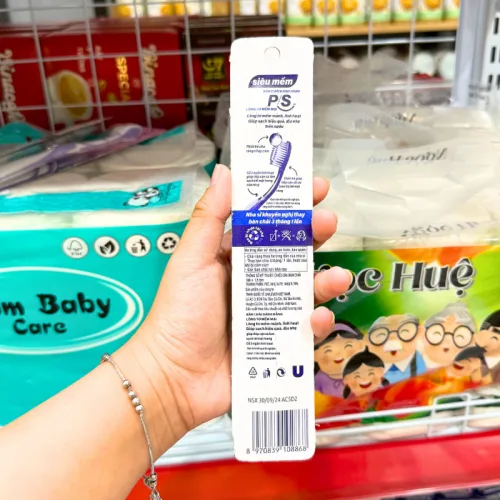 1 Bàn Chải Đánh Răng P/S