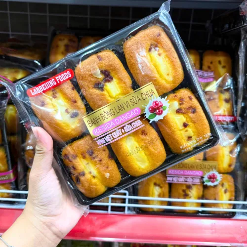 Bánh Bông Lan Laobeijing Foods Vị Nam Việt Quất Sữa Chua Khay 6 Cái 183g