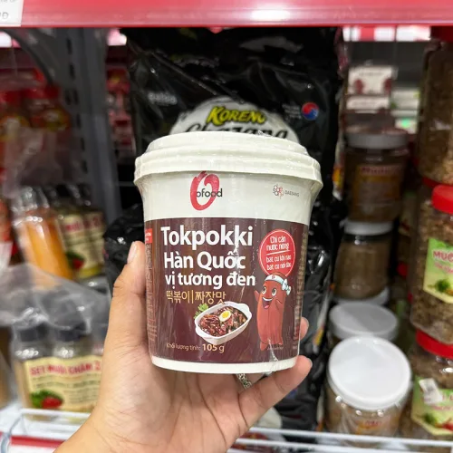 Bánh Gạo Tokpokki Hàn Quốc Vị Tương Đen O'Food Hộp 140g