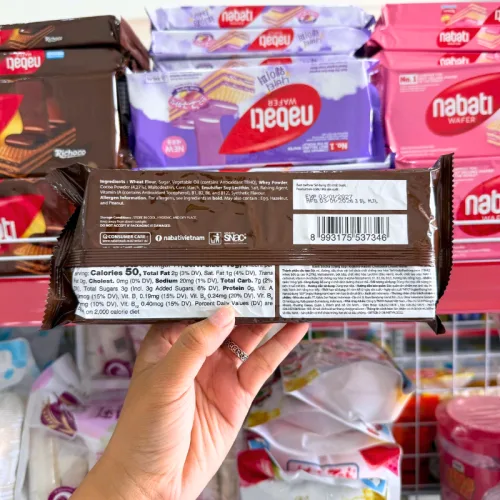 Bánh Kem Xốp NABATI Vị Socola Dạng Thanh Dài 110g