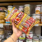 Bánh Que Kem OISHI AKIKO Nhân Cà Phê 140g - Màu Nâu