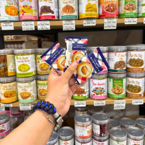 Bánh Quy Socola Nhân Sữa Hạnh Nhân 100g