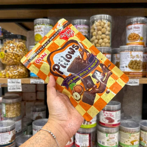 Bánh Quy Nhân Kem Socola OISHI PILLOWS Vị Hazelnut 80g