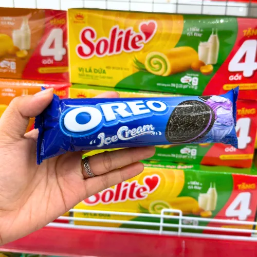 Bánh Quy Oreo Socola Vị Kem Lạnh Việt Quất 119,6g