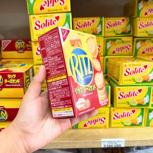 Bánh Quy Ritz Crackers Nhân Kem Phô Mai 106g