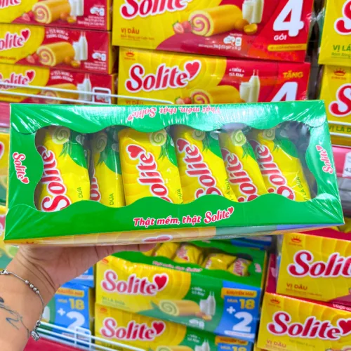 Bánh Solite Vị Lá Dứa - Bánh Bông Lan Cuộn Kem Vị Lá Dứa Solite 360g (18+2)