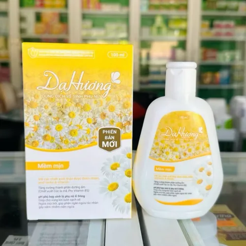 Combo 2 Chai Dung Dịch Vệ Sinh Dạ Hương 100ml - Hương Lavender, Hương Hoa Cúc, Hương Trà Xanh (Được Chọn Mùi)