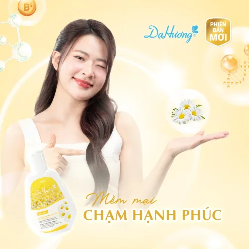 Combo 2 Chai Dung Dịch Vệ Sinh Dạ Hương 100ml - Hương Lavender, Hương Hoa Cúc, Hương Trà Xanh (Được Chọn Mùi)