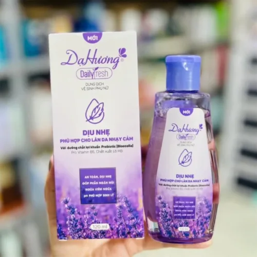 Combo 2 Chai Dung Dịch Vệ Sinh Dạ Hương Daily Fresh Dịu Nhẹ Màu Tím 120ml/chai