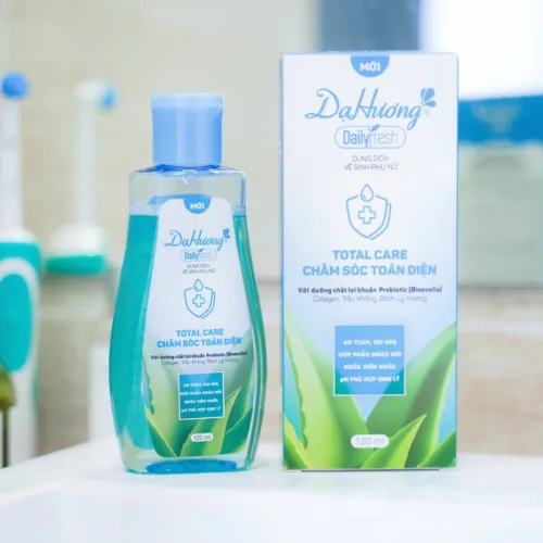 Combo 2 Chai Dung Dịch Vệ Sinh Dạ Hương Daily Fresh Total Care Màu Xanh 120ml/chai