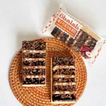 Combo 5 Cái Bánh Bánh Bông Lan Phủ Hạt Phỉ Obalab Vị Socola 68g/Cái