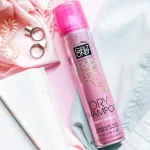 Dầu Gội Khô Girlz Only Màu Hồng 200ml - Dầu Gội Khô Hương Nước Hoa
