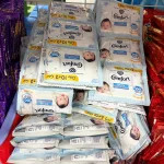 Dây 12 Gói Nước Xả Vải Comfort Cho Da Nhạy Cảm Hương Phấn Dịu Nhẹ 18ml/Gói - Màu Trắng