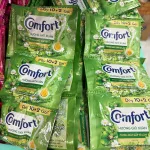 Dây 12 Gói Nước Xả Vải Comfort Hương Gió Xuân Thơm Mát 18ml/Gói - Màu Xanh Lá