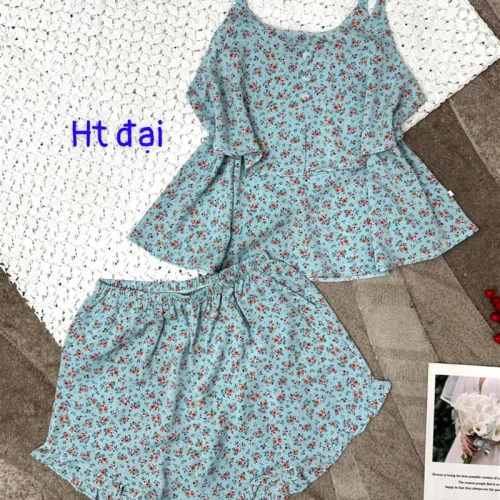 Đồ bộ form rộng quần đùi áo hai dây có nút hoạ tiết