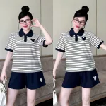 Đồ Bộ Nữ Áo Cổ Trụ Tay Ngắn Quần Đùi Họa Tiết Sọc Thêu Logo Mickey Mặc Mịn Mát Thoải Mái Size 45-62kg