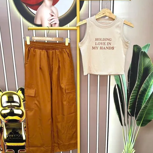 Đồ bộ quần dài áo crop ba lỗ in chữ