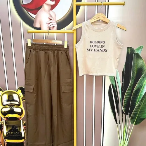 Đồ bộ quần dài áo crop ba lỗ in chữ