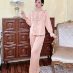 Đồ bộ quần dài áo tay dài bèo cổ v màu trơn