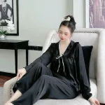 Đồ bộ quần dài áo tay dài cổ v màu trơn