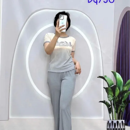 Đồ bộ quần dài áo tay ngắn 2 màu in chữ