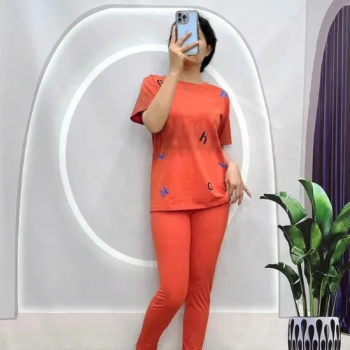 Đồ bộ quần dài áo tay ngắn cổ tròn in chữ