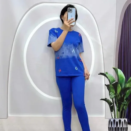 Đồ bộ quần dài áo tay ngắn cổ tròn in chữ