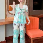 Đồ bộ quần dài áo tay ngắn cổ vuông phối ren hoạ tiết