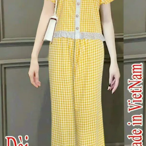 Đồ bộ quần dài caro áo tay ngắn cổ vuông