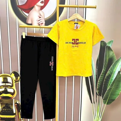 Đồ bộ quần dài đen áo tay ngắn in hình
