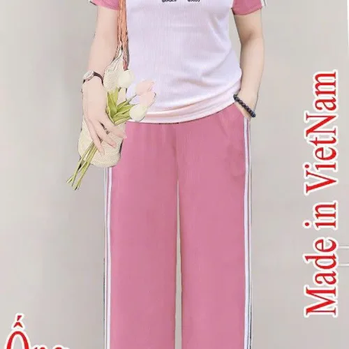 Đồ bộ quần dài ống rộng tay ngắn in chữ