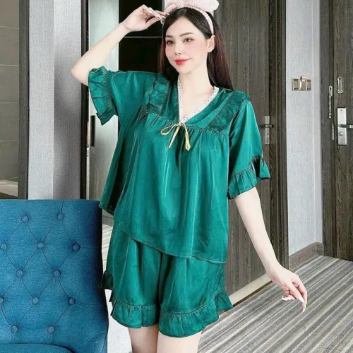 Đồ bộ quần đùi áo cổ v tay ngắn phồng màu trơn