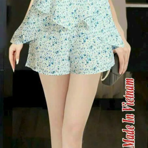 Đồ bộ quần đùi áo dây xẻ tà hoạ tiết