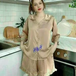 Đồ bộ quần đùi áo tay dài cổ lá sen màu trơn
